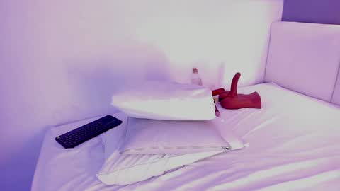 Milena  online show from December 31, 1:41 pm