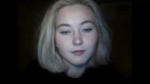 Milena new nonude shy blonde natural online show from February 18, 6:49 pm