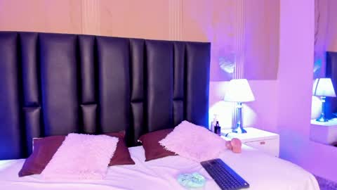 milf_meli online show from May 27, 11:18 am