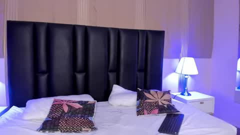 milf_meli online show from February 15, 11:09 am