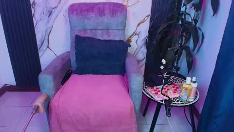  milf sikiu  online show from April 19, 2:33 am