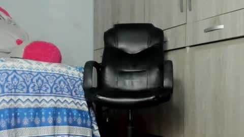 Daniela  online show from February 18, 2:59 am