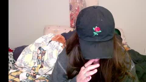 MILF Monee online show from January 31, 1:22 am