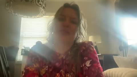 milfyplaywme online show from November 12, 3:43 pm