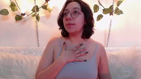 Millie online show from October 21, 3:10 am