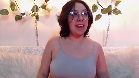 Millie online show from October 21, 3:10 am