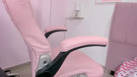 milk_zafira online show from September 30, 2:28 am