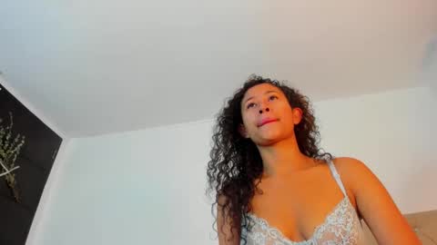 Paola  online show from March 4, 10:49 pm