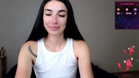 milkiss_kiss online show from June 19, 9:24 am