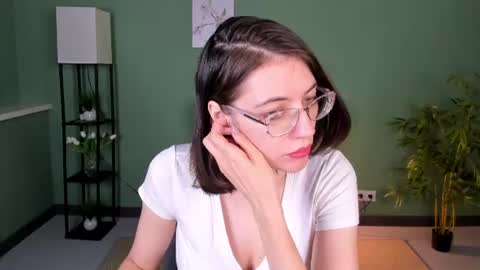 Eva online show from June 18, 4:36 am