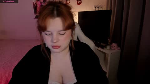 Lisa online show from February 1, 6:19 pm