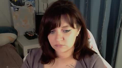 Milla online show from March 6, 6:36 pm