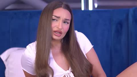 Snapshot of millaserene chatting on September 10, 6:24 am Milla online show from September 10, 6:24 am