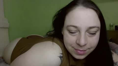 MillaSourety online show from February 12, 12:40 pm