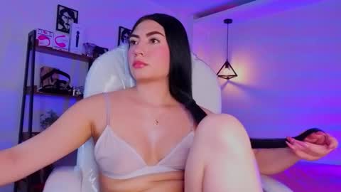 miller_vanessa_ online show from September 24, 9:58 pm
