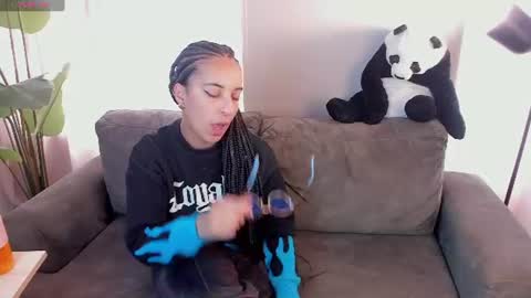 millie_volturi online show from July 13, 1:12 pm