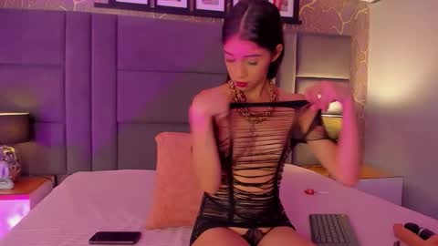 millie  online show from March 29, 8:08 pm