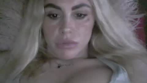 millisa13 online show from September 27, 7:10 pm