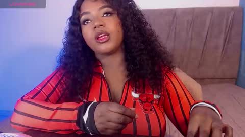 Mimi online show from November 3, 2:15 am