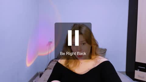 hi Im Mina  online show from November 30, 3:11 am