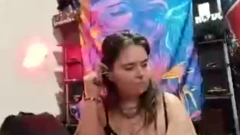 mindyourvib3z online show from June 18, 5:09 am