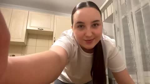 Daisy online show from October 14, 9:50 pm