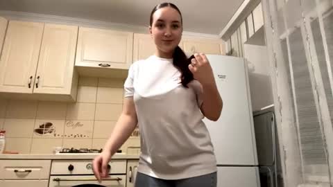 Daisy online show from October 12, 9:28 pm