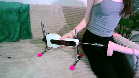 mini_marshmallows online show from February 22, 9:16 pm