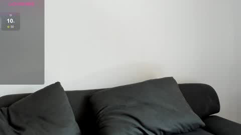 Maya online show from January 10, 2:57 am