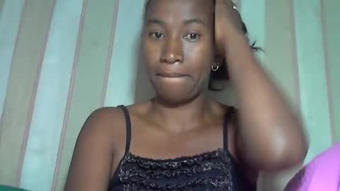 minouch211907 online show from January 18, 9:22 pm