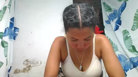 miora620846 online show from May 14, 6:08 am