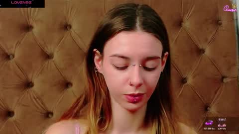 mira_lynxx online show from January 13, 5:13 am