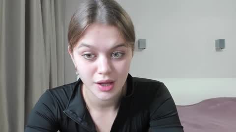 Mira online show from November 12, 10:19 pm