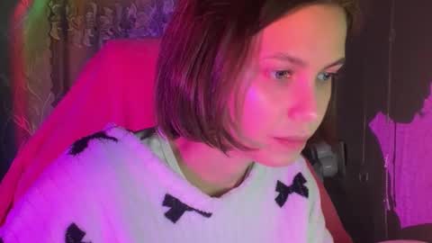 MiraLaPics online show from April 3, 9:24 pm