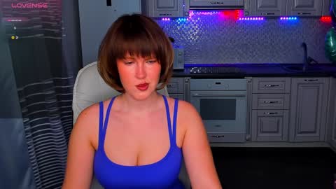 Snapshot of mirrorofsoul chatting on January 25, 4:56 am Shelley online show from January 25, 4:56 am