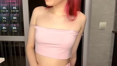 Molly online show from March 25, 9:06 pm