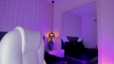 Charlotte online show from February 28, 4:32 am