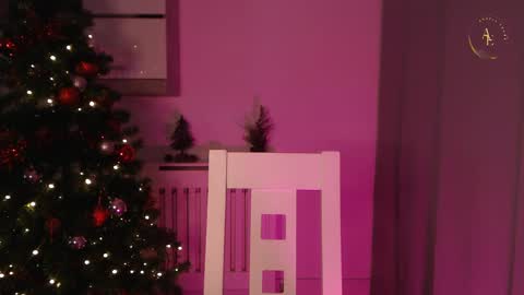 Snapshot of miss_angela3 chatting on December 16, 11:33 am Angela online show from December 16, 11:33 am