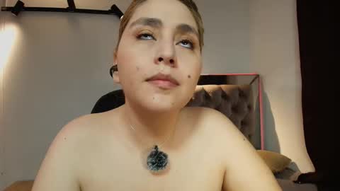 Anny online show from December 21, 11:25 am