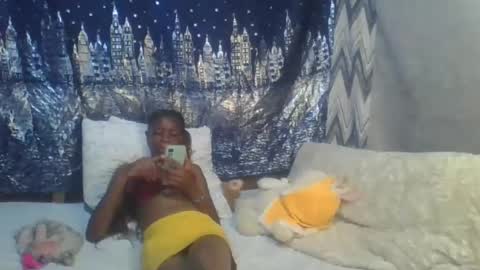 miss_belllo online show from February 7, 7:07 am