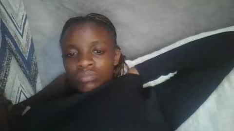 miss_belllo online show from February 7, 7:06 pm