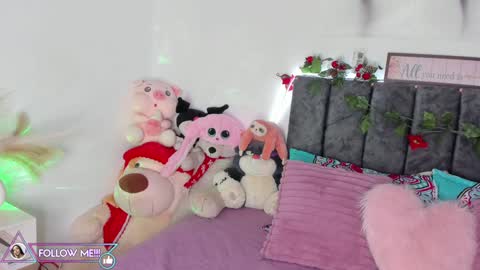 lucy 3 online show from February 4, 11:38 pm