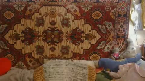 Elis online show from December 3, 12:29 pm