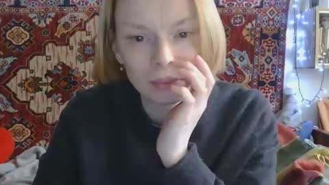 Elis online show from April 16, 11:43 am