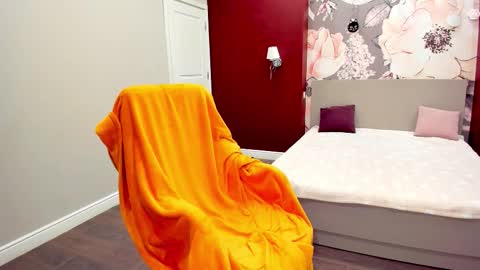 miss_kiten online show from February 20, 5:17 am