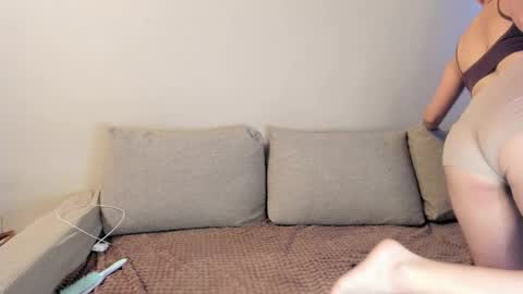 Kitty online show from December 16, 2:28 am