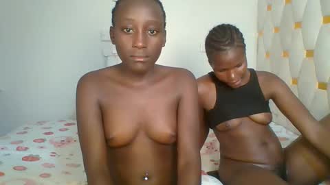 miss_lolah7 online show from April 18, 11:02 am