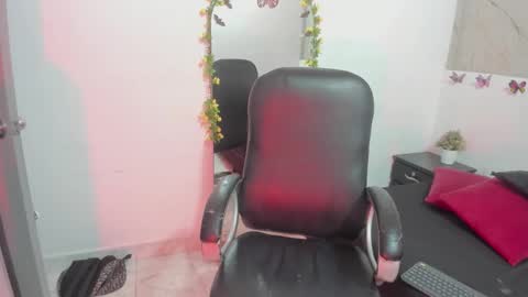 Luci online show from March 3, 1:39 pm