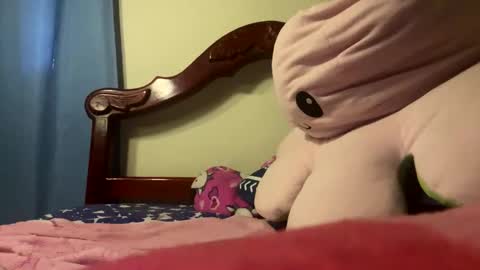 ly independent model online show from February 25, 7:38 pm