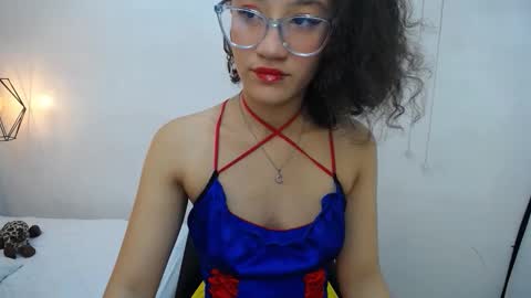 mia online show from November 2, 11:02 am